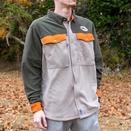 Patagonia M Grey Two Pocket Button Down