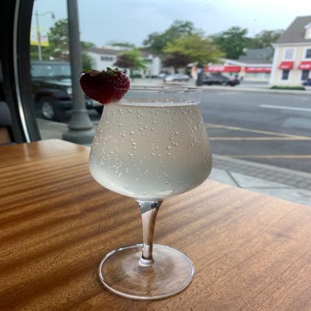 Hoppy Medium Hard Seltzer in Glass