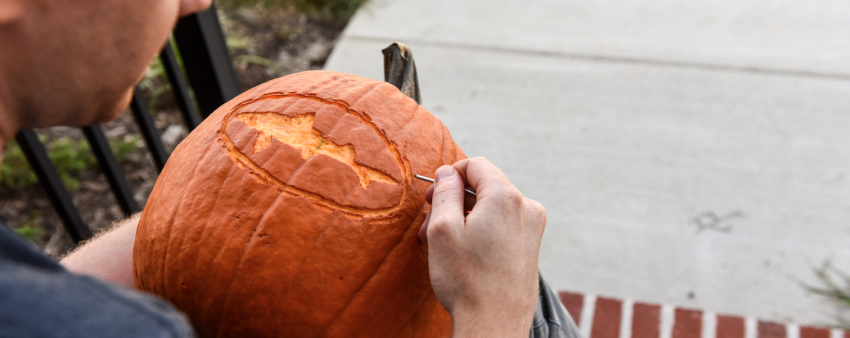 Dogfish Head logo pumpkin