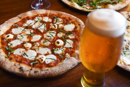 Wood-Fired Pizza & Burger Night Wood-Fired Pizza & Burger Night