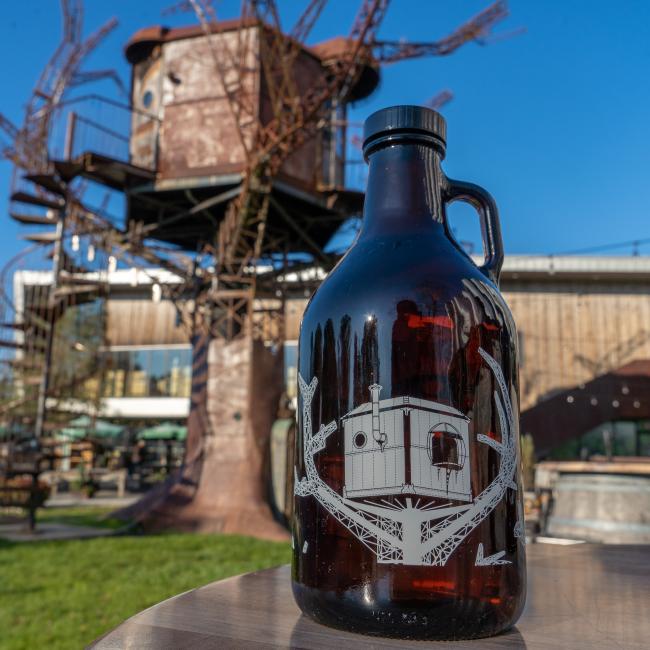 Dogfish Head 32oz Growler in Brown Amber with Cap and Treehouse Steampunk Design