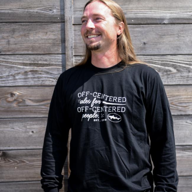 Off-centered longsleeve