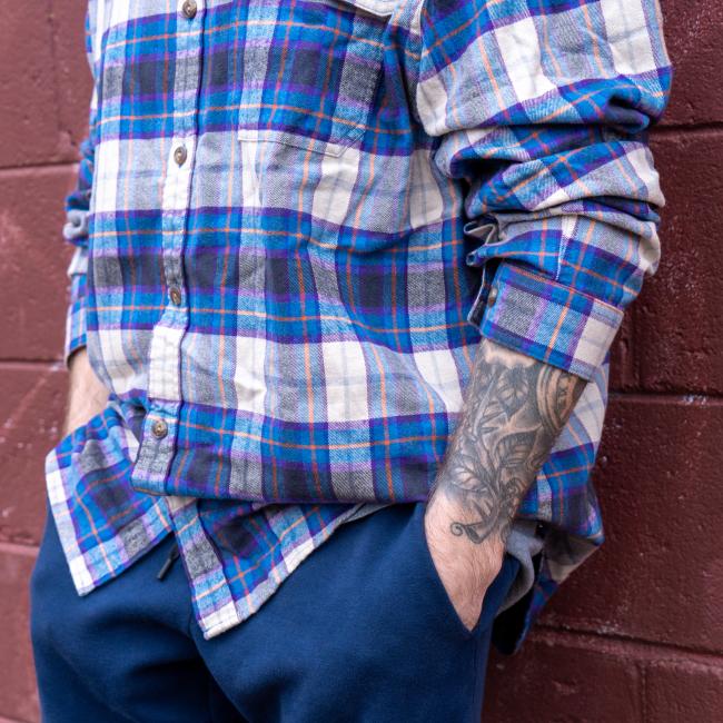 Patagonia M Blue and White Fjord Flannel Button Down