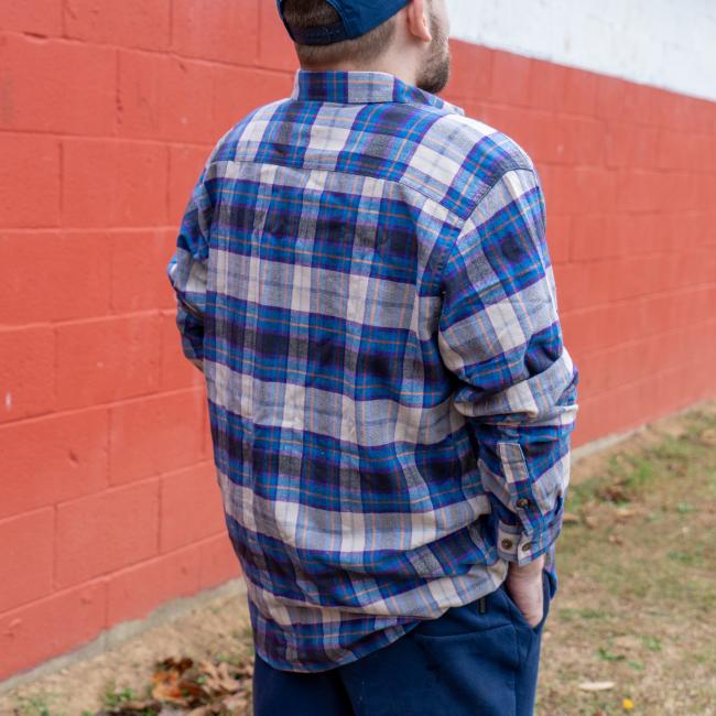 Patagonia M Blue and White Fjord Flannel Button Down