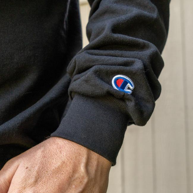 Black Off Centered Crew Sweatshirt sleeve