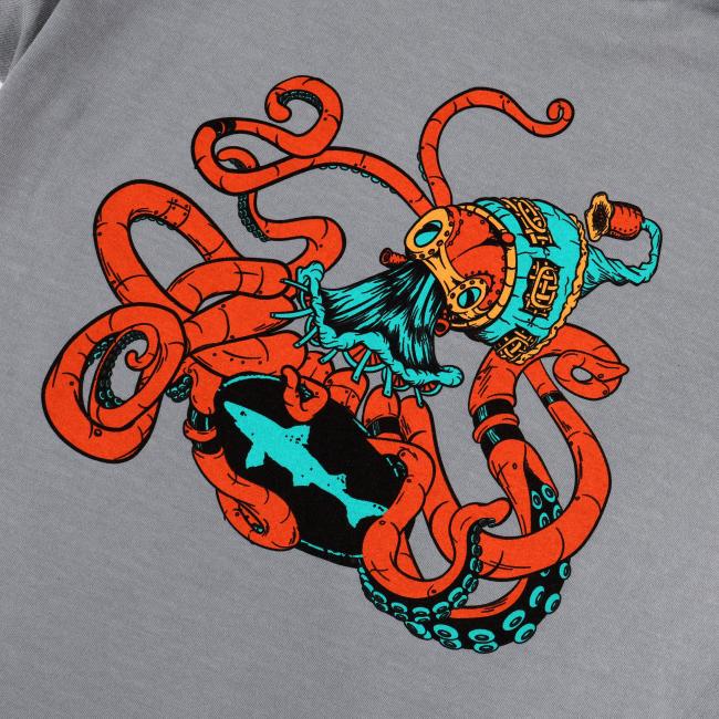 Close-up of the kraken graphic on the front of the shirt showing detailed tentacles, a diver’s helmet, and the Dogfish Head logo.